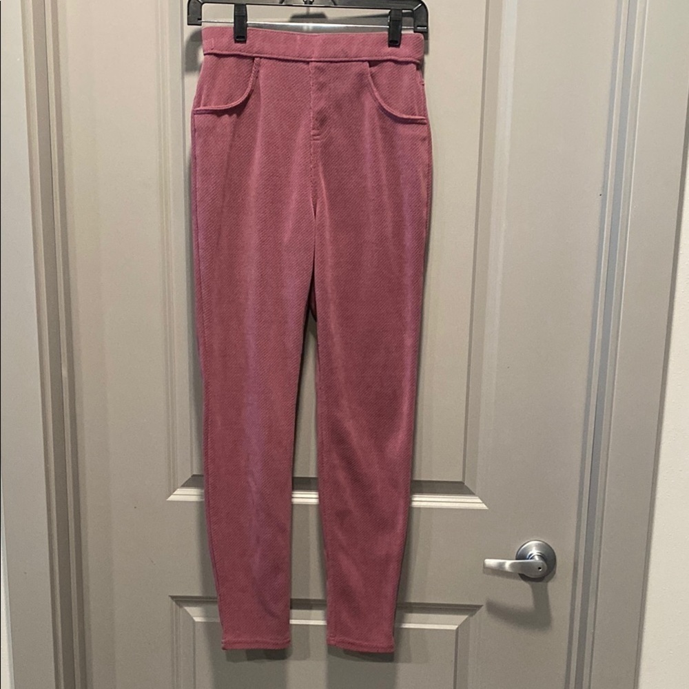 HUE Pink Slim Fit Pants S Pull On Stretch